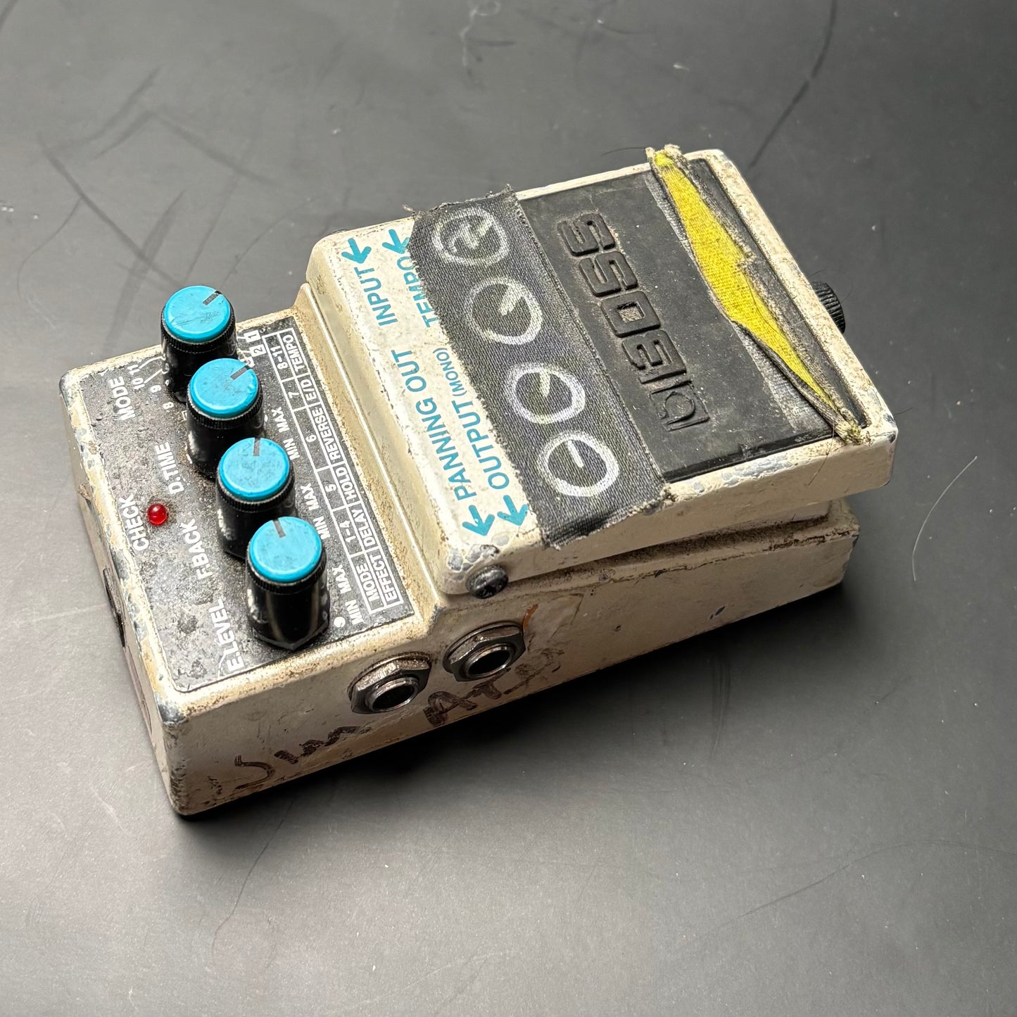 Boss DD-5