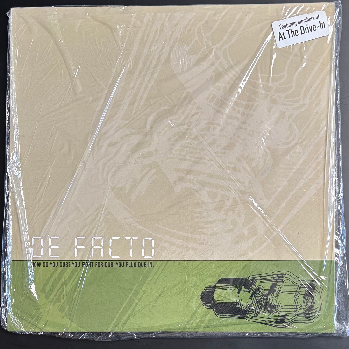 DEFACTO - HOW DO YOU DUB? YOU FIGHT FOR DUB. YOU PLUG DUB IN.