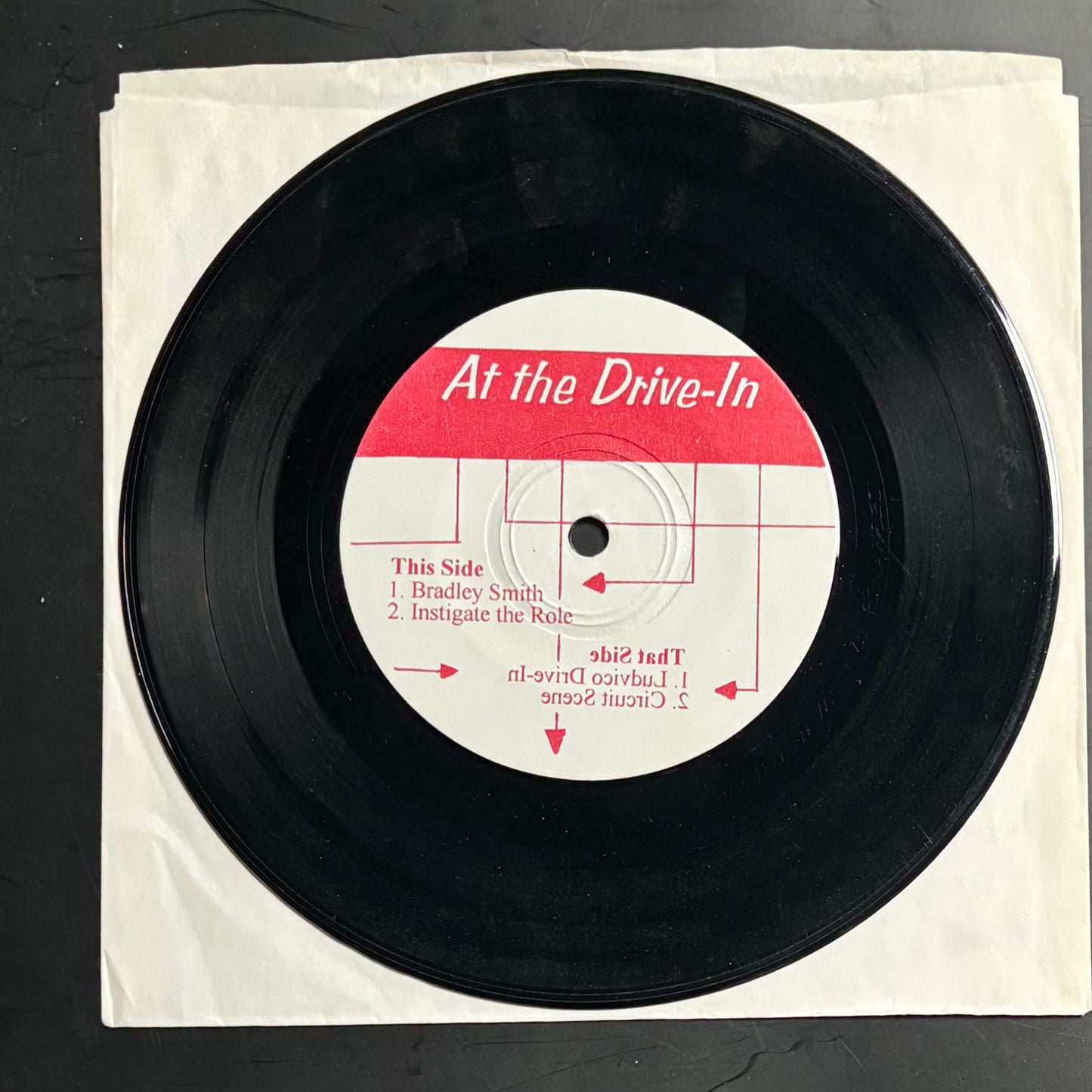 AT THE DRIVE-IN - ALFARO VIVE, CARAJO! 7" (NO COVER)